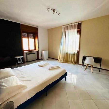 Via Roma Apartment Deluxe Salerno Exterior foto